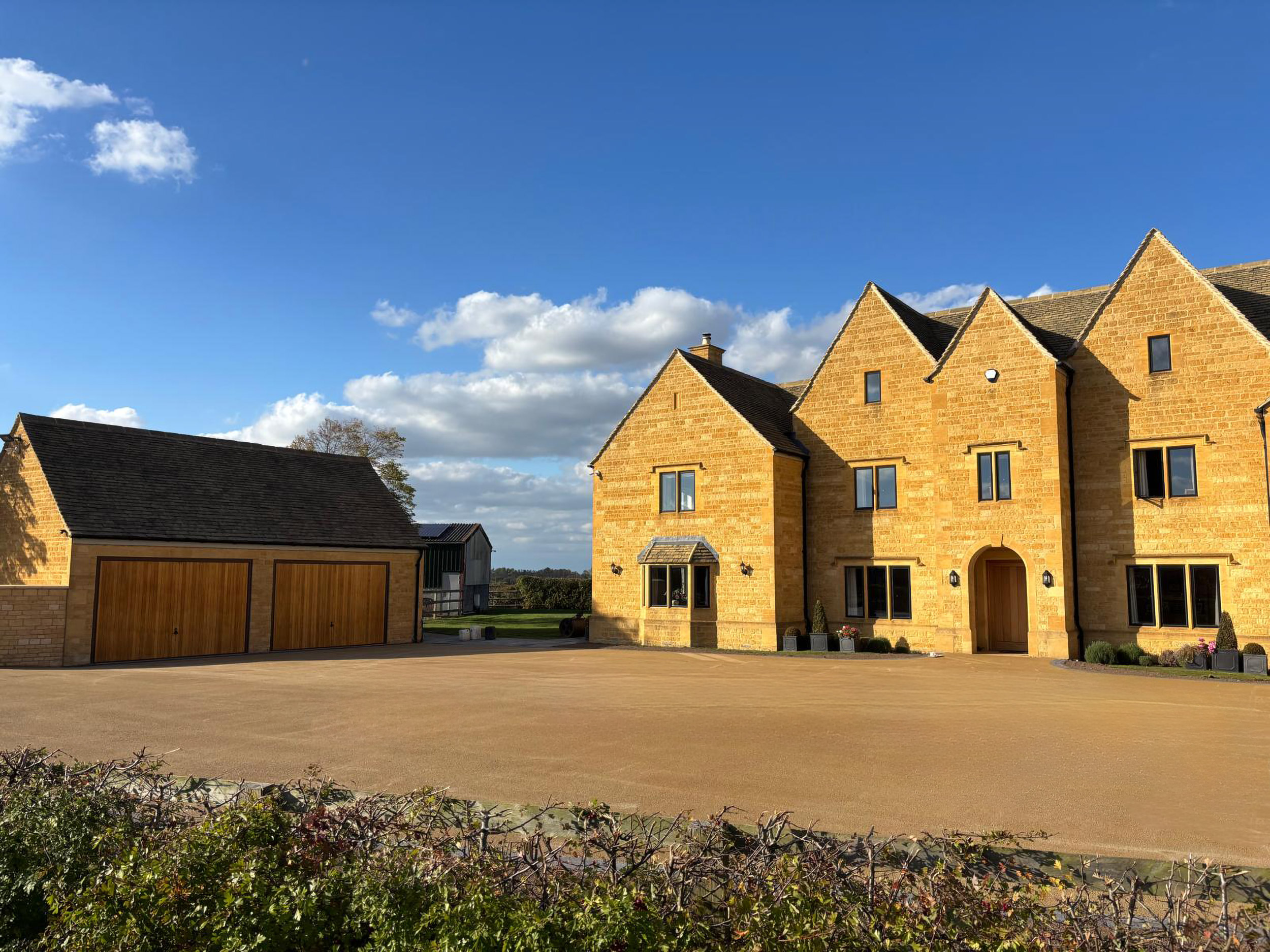 NatraTex Surfacing Specialists in Warwickshire & The Cotswolds