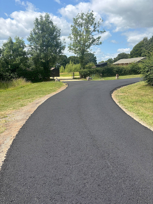 Gloucester - Large Tarmac Driveway