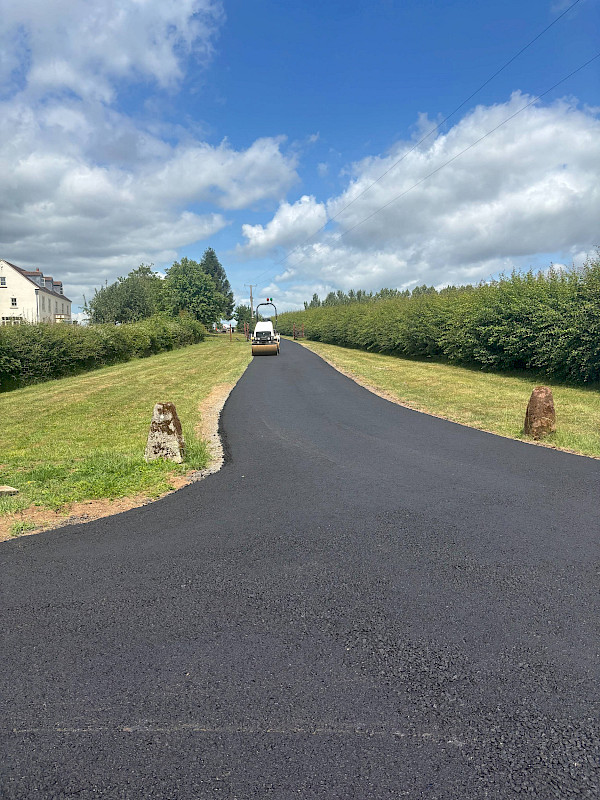 Gloucester - Large Tarmac Driveway